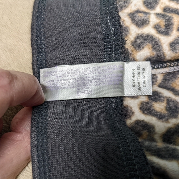 Secret Treasures Lounge Pants - Picture 4 of 10